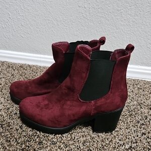 Women's Burgundy Ankle Boots